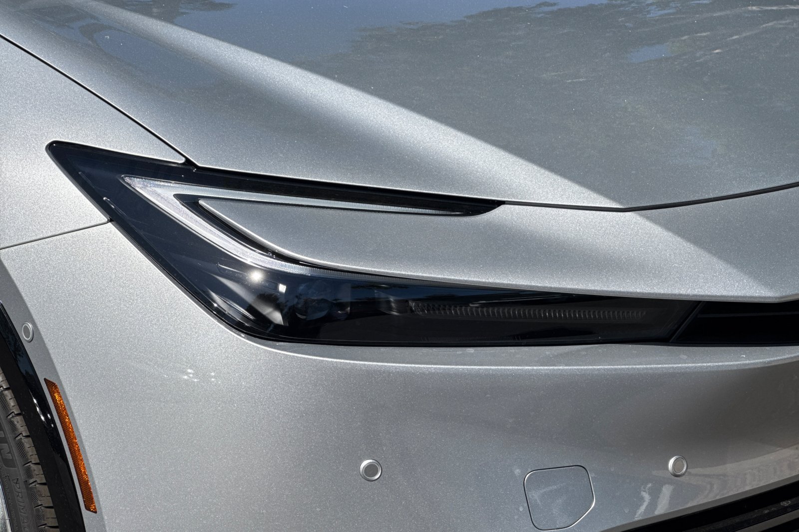 New 2027 Toyota Prius Limited w/ Limited Premium Package FWD image 32