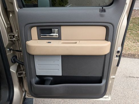 Used 2013 Ford F150 XLT w/ Luxury Equipment Group image 29