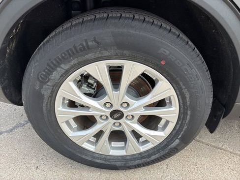 New 2026 Ford Escape Active w/ Tech Pack #1 AWD/4WD image 12