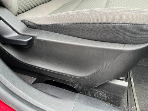 Certified 2022 Ford Escape SE w/ Cold Weather Package image 15