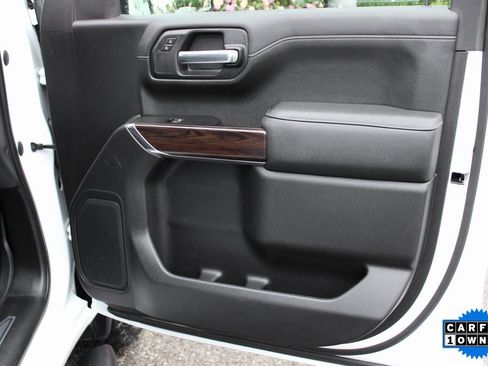 Used 2022 GMC Sierra 1500 SLT w/ X31 Off-Road Package image 37