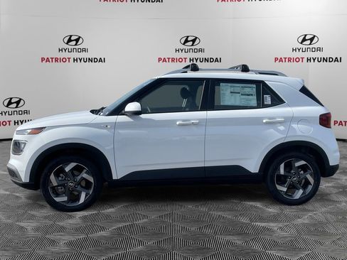New 2026 Hyundai Venue SEL image 4