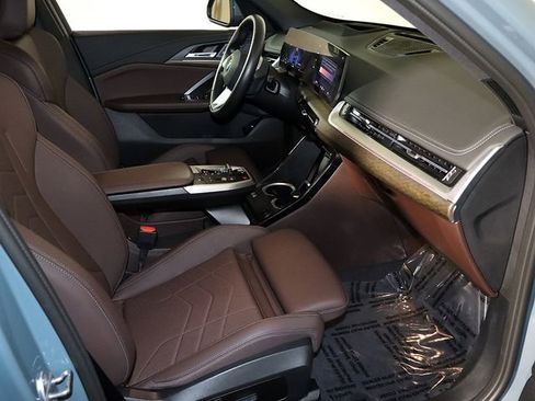 Used 2025 BMW X1 xDrive28i w/ Technology Package image 37
