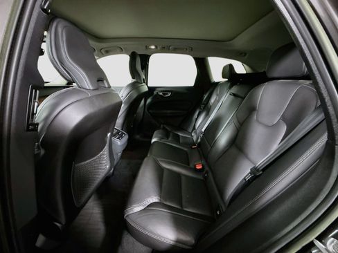 Used 2023 Volvo XC60 B5 Ultimate w/ Climate Package AWD/4WD image 25