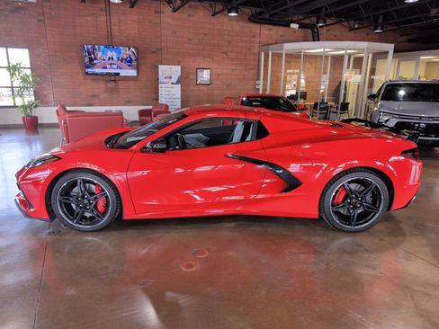 Used 2023 Chevrolet Corvette Stingray Preferred Conv w/ Z51 Performance Package RWD image 10