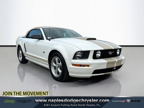 Used 2008 Ford Mustang GT image 1