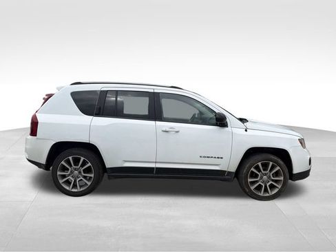 Used 2017 Jeep Compass Sport w/ Power Value Group FWD image 4