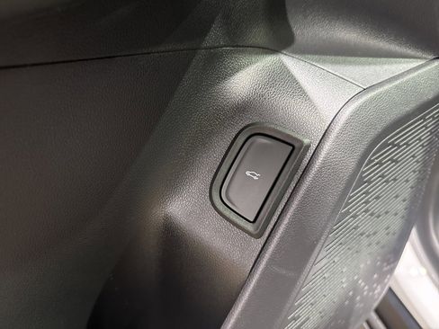 New 2026 GMC Terrain Elevation w/ Elevation Premium Package image 22