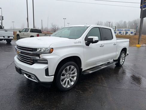 Used 2020 Chevrolet Silverado 1500 High Country w/ Technology Package image 6