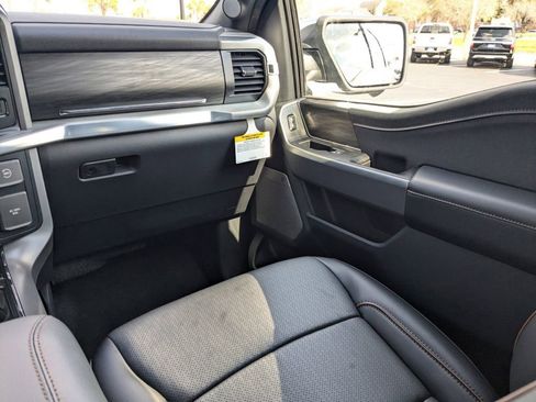 New 2025 Ford F150 Lariat w/ Equipment Group 502A High image 21