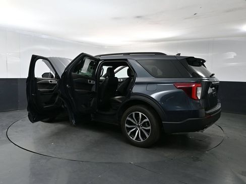 Used 2023 Ford Explorer ST-Line AWD/4WD image 28