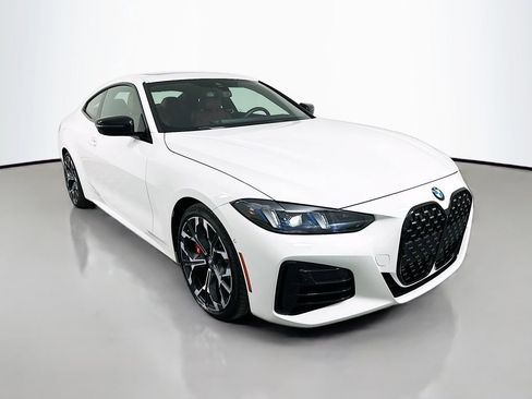 Used 2025 BMW 430i Coupe w/ M Sport Package image 3