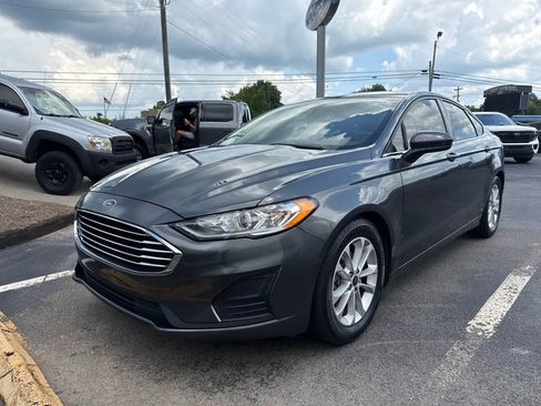 Used 2019 Ford Fusion SE FWD image 7