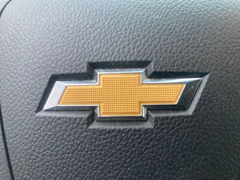 Used 2019 Chevrolet Trax LT w/ LT Convenience Package image 26