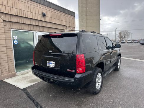 Used 2007 GMC Yukon SLT w/ SLT Preferred Equipment Group image 14