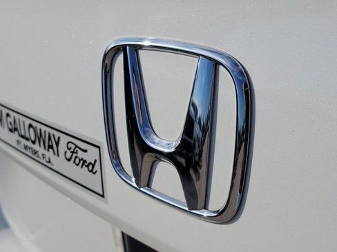 Used 2024 Honda Civic LX image 8