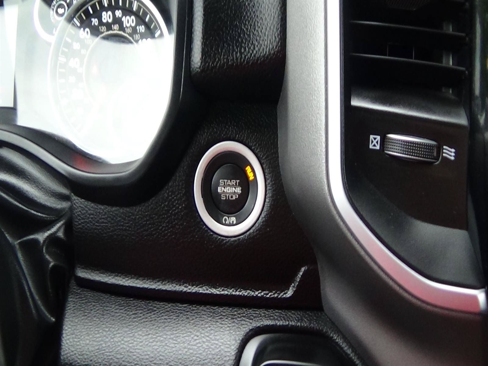 Used 2025 RAM 1500 Big Horn AWD/4WD image 28