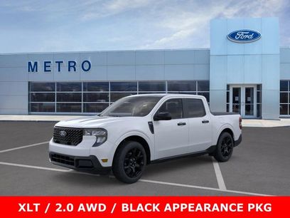 New 2025 Ford Maverick XLT w/ Black Appearance Package