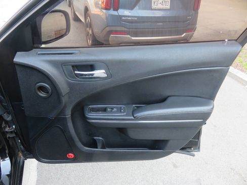 Used 2014 Dodge Charger SXT Plus image 28