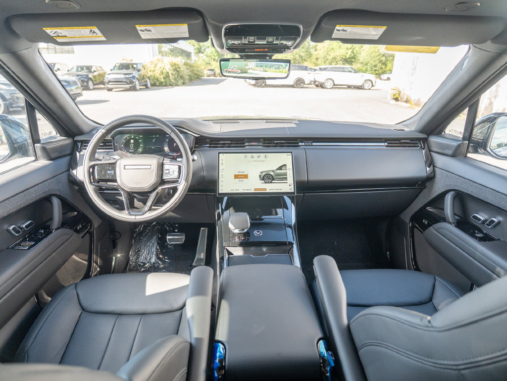 New 2027 Land Rover Range Rover Sport Dynamic SE AWD/4WD image 17