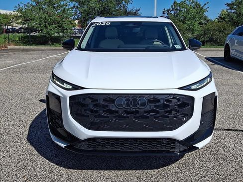 Used 2026 Audi Q3 quattro 2.0T AWD/4WD image 2