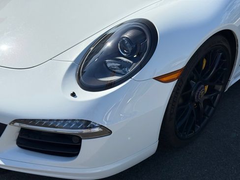 Certified 2016 Porsche 911 Carrera GTS RWD image 12