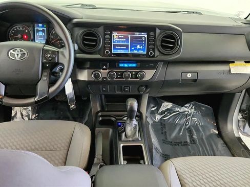 Used 2023 Toyota Tacoma SR AWD/4WD image 31