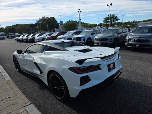 Used 2024 Chevrolet Corvette Stingray Premium Conv w/ Z51 Performance Package RWD image 12