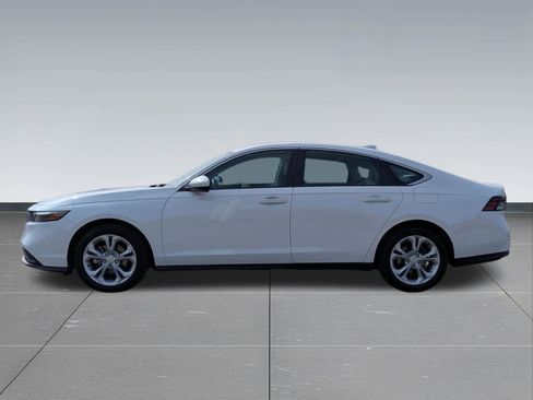 Certified 2023 Honda Accord LX image 2