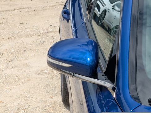 Certified 2025 Genesis G70 2.5T w/ Sport Prestige Package image 8