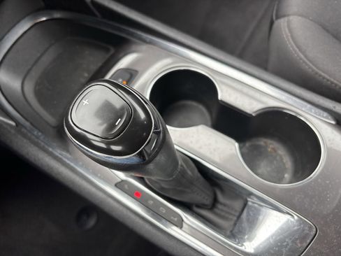 Used 2020 Chevrolet Malibu LT image 15