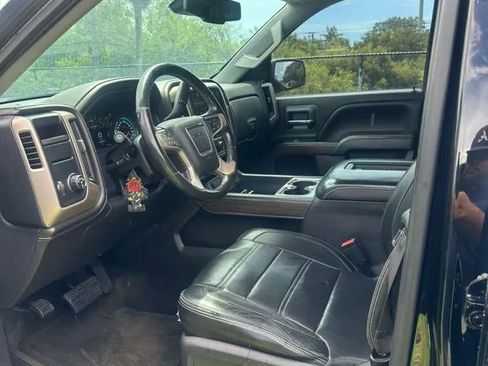Used 2017 GMC Sierra 1500 Denali RWD image 9