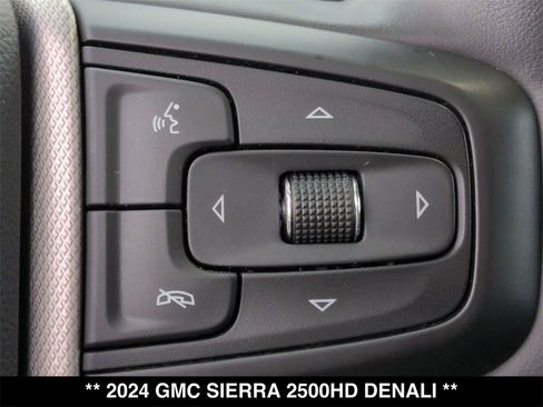 Used 2024 GMC Sierra 2500 Denali w/ Denali Reserve Package image 18