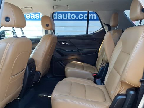 Used 2018 Chevrolet Traverse LT FWD image 10