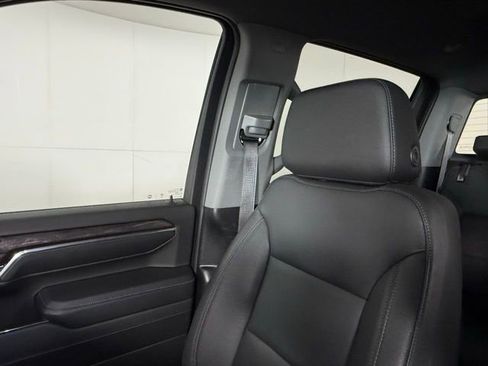 Used 2024 Chevrolet Silverado 2500 LTZ w/ LTZ Convenience Package image 19