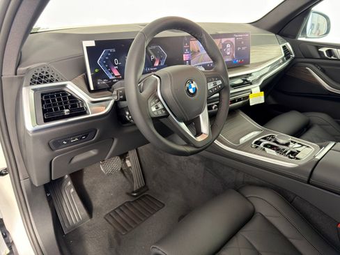 Used 2026 BMW X5 sDrive40i w/ Parking Assistance Package RWD image 4