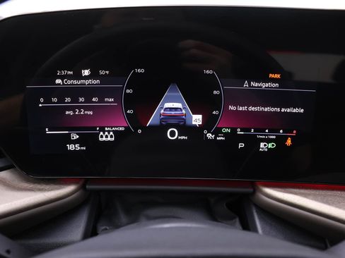 Certified 2025 Audi Q5 Premium Plus w/ Premium Plus AWD/4WD image 9