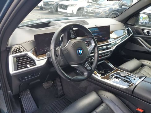 Used 2025 BMW X5 xDrive50e AWD/4WD image 19