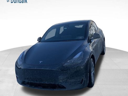 Used 2024 Tesla Model Y Long Range image 1