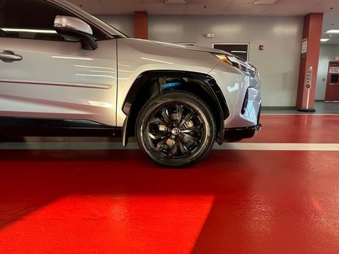 Certified 2022 Toyota RAV4 SE w/ Convenience Package AWD/4WD image 30