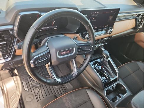 Used 2023 GMC Canyon AT4 AWD/4WD image 10