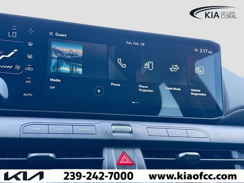 Certified 2025 Kia K4 EX image 28