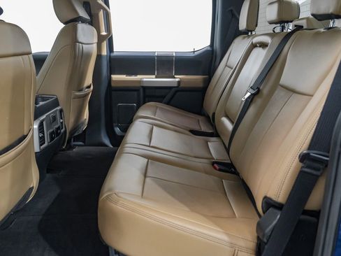 Used 2022 Ford F250 Lariat w/ Chrome Package image 39