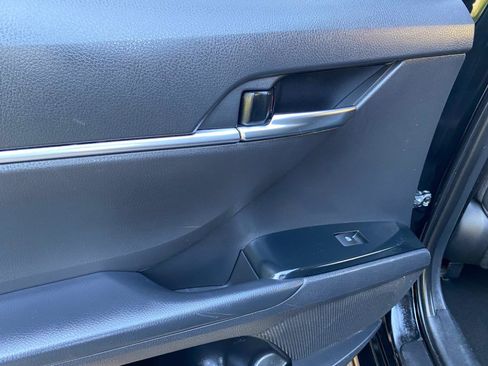 Used 2019 Toyota Camry SE w/ Audio Package FWD image 37