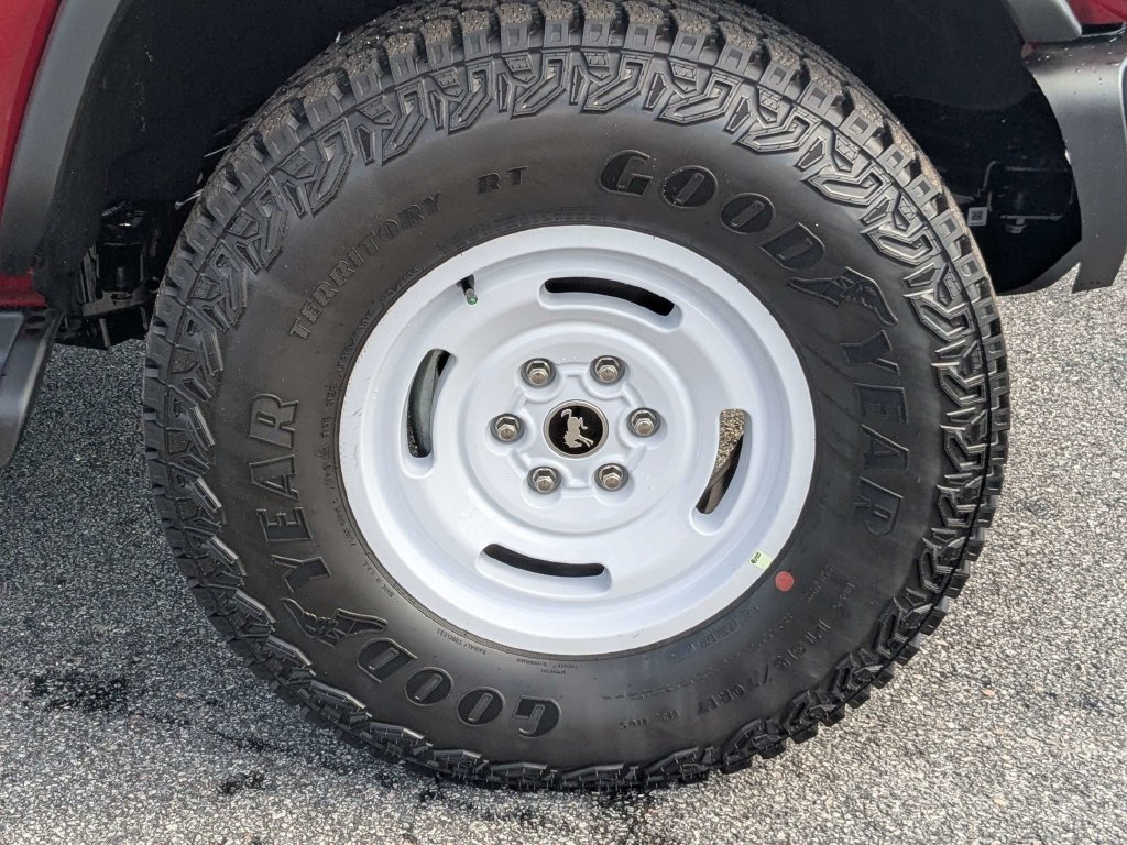 New 2026 Ford Bronco Heritage Edition AWD/4WD image 11