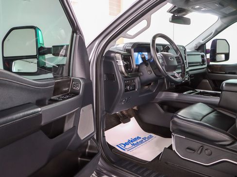 Used 2024 Ford F450 Lariat w/ Lariat Ultimate Package AWD/4WD image 3
