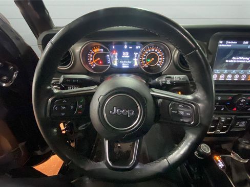 Used 2022 Jeep Wrangler Unlimited Sport image 11