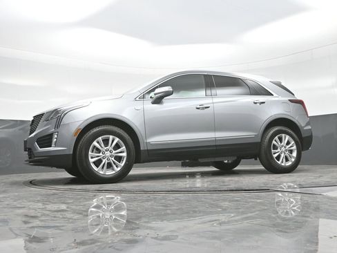 New 2026 Cadillac XT5 Luxury w/ LPO, Floor Liner Package image 22