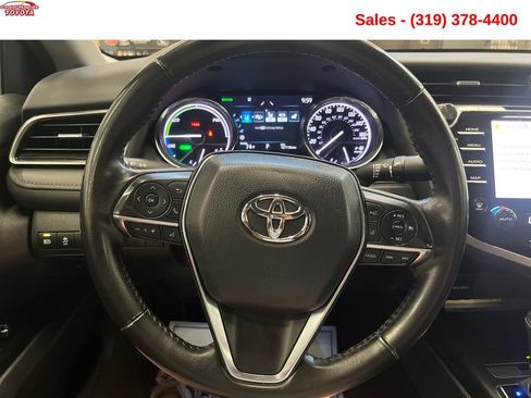 Used 2020 Toyota Camry XLE w/ Carpet Mat Package FWD image 15