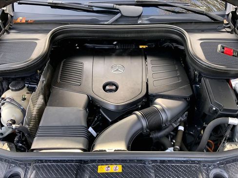Used 2024 Mercedes-Benz GLE 350 4MATIC image 31